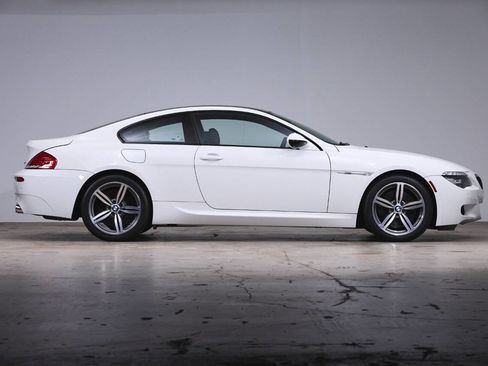 Used 2009 BMW M6 Coupe image 25