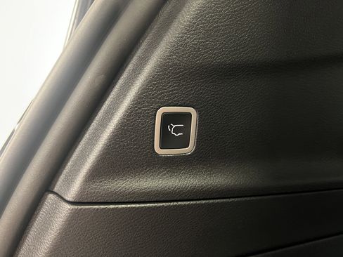 New 2026 Chrysler Pacifica Select image 28