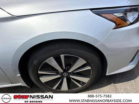 Certified 2021 Nissan Altima 2.5 SV image 6