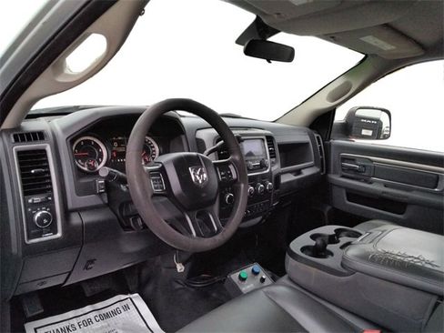 Used 2017 RAM 5500 Tradesman w/ Power & Remote Entry Group image 21