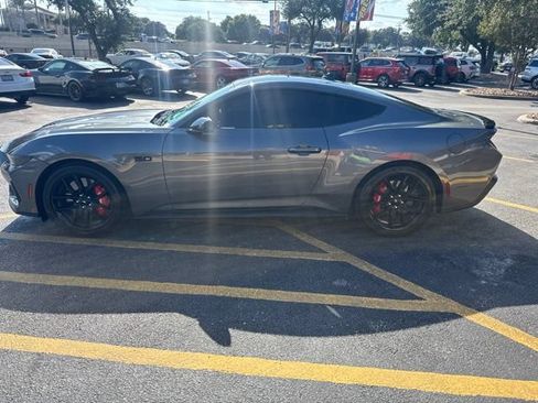 Used 2026 Ford Mustang GT Premium RWD image 6