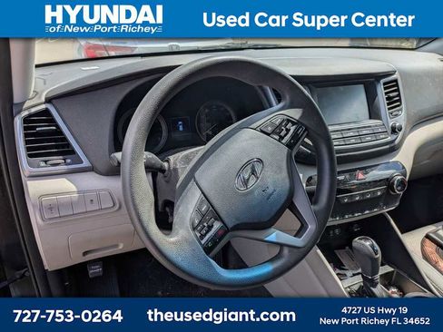 Used 2018 Hyundai Tucson SEL image 10