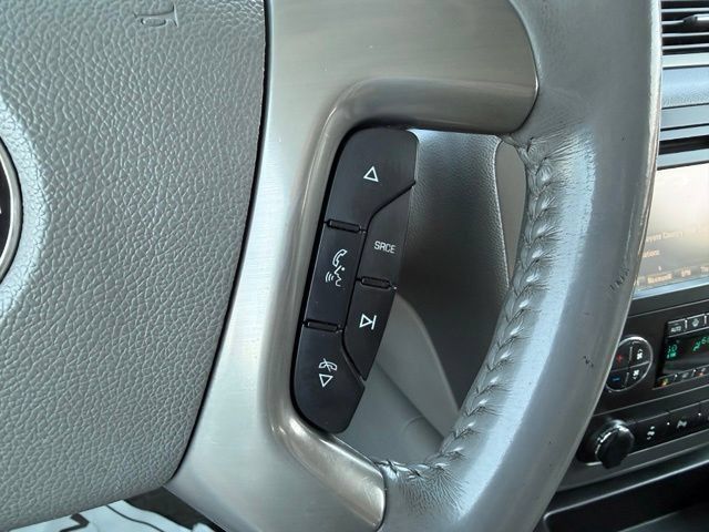 Used 2012 GMC Yukon 4WD Hybrid image 22