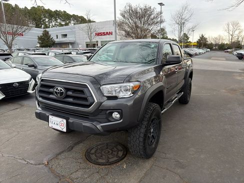 Used 2023 Toyota Tacoma SR5 image 3