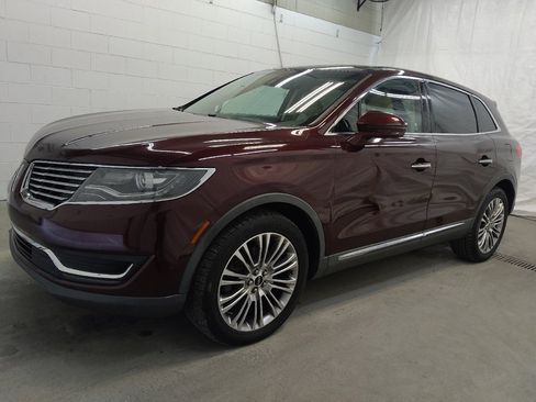 Used 2017 Lincoln MKX Reserve w/ Lincoln MKX Climate Package image 2