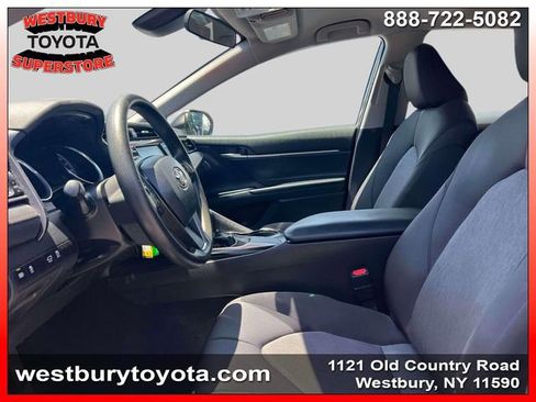 Used 2019 Toyota Camry LE FWD image 17