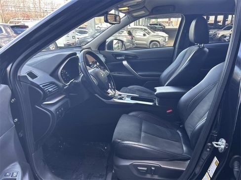 Used 2024 Mitsubishi Eclipse Cross SE image 9