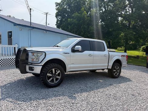Used 2015 Ford F150 Lariat w/ Equipment Group 502A Luxury AWD/4WD image 2