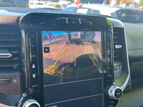 Used 2024 RAM 2500 Laramie image 28