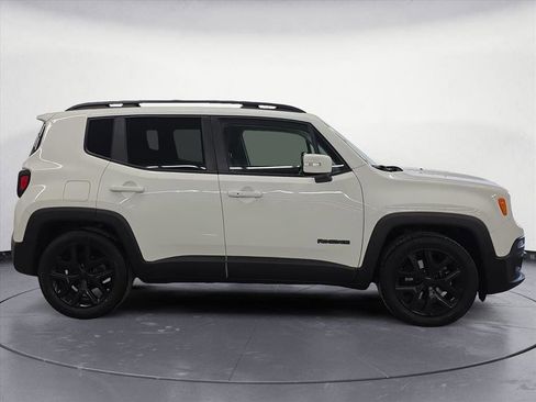 Used 2017 Jeep Renegade Altitude image 7