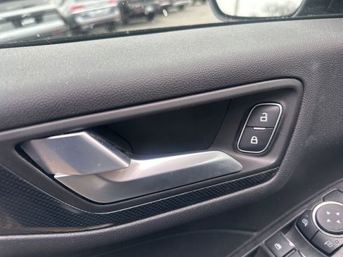 Used 2025 Ford Escape ST-Line image 27