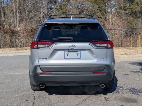 Used 2024 Toyota RAV4 XLE w/ Convenience Package image 6