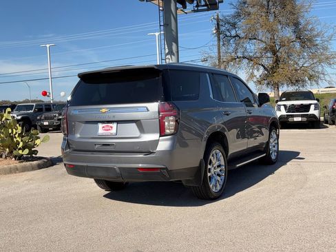 Used 2022 Chevrolet Tahoe LT w/ LT Signature Plus Package image 5
