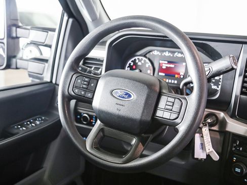 Used 2024 Ford F250 XL w/ 360-Degree Camera Package AWD/4WD image 16