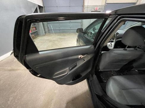 Used 2010 Toyota Matrix image 24