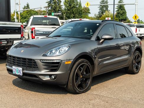 Used 2017 Porsche Macan S AWD/4WD image 3