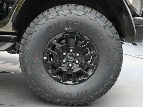 New 2026 Ford Bronco Raptor AWD/4WD image 23