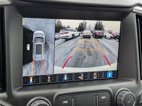 Used 2022 GMC Terrain AT4 w/ Infotainment Package II image 30