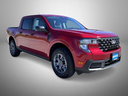 New 2026 Ford Maverick XLT AWD/4WD image 3