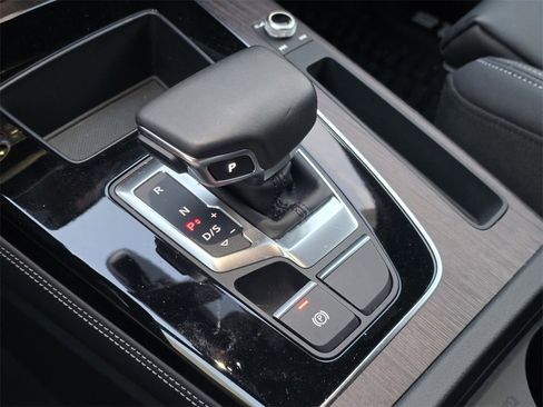 Used 2025 Audi Q5 2.0T Premium Plus image 16