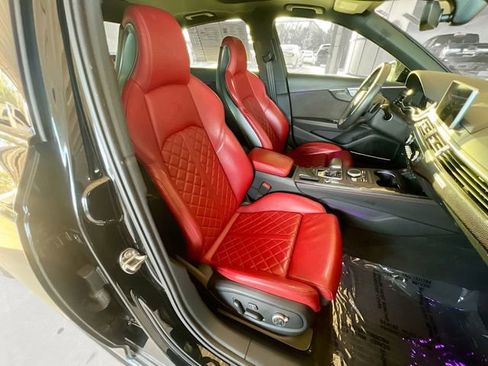 Used 2019 Audi S4 Prestige w/ Prestige Package image 29