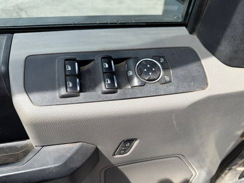 Used 2018 Ford F450 XL w/ Power Equipment Group AWD/4WD image 8