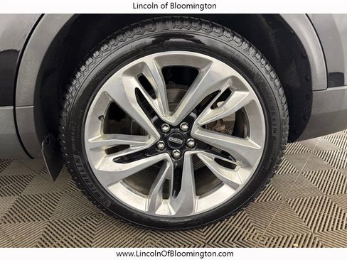 Used 2017 Lincoln MKX Reserve AWD/4WD image 25