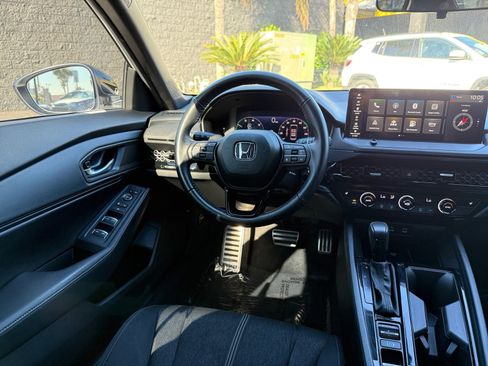 Used 2025 Honda Accord Sport image 22