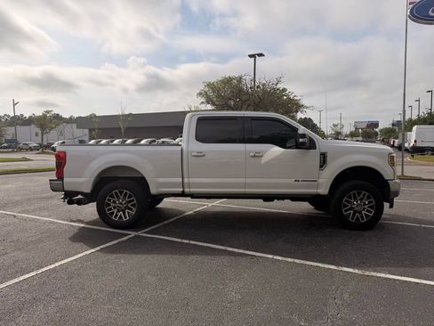 Used 2018 Ford F250 Lariat w/ Lariat Ultimate Package image 7
