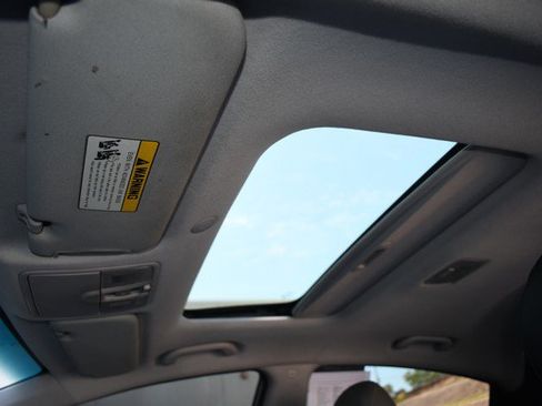 Used 2011 Hyundai Elantra Limited w/ Premium Pkg 5 FWD image 19
