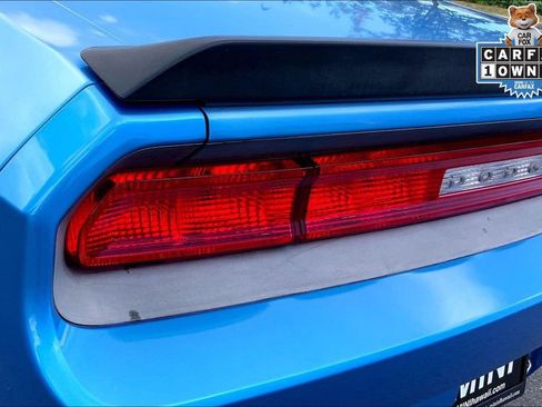 Used 2010 Dodge Challenger SRT8 w/ SRT Option Group II RWD image 27