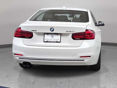 Used 2018 BMW 330i xDrive Sedan AWD/4WD image 7