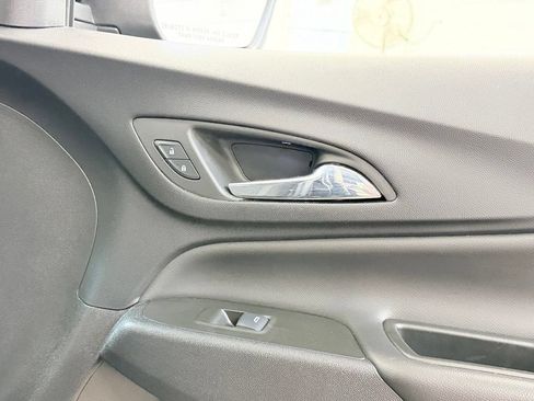 Used 2024 Chevrolet Equinox LT AWD/4WD image 37