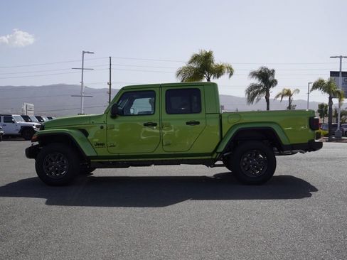 New 2026 Jeep Gladiator Sport AWD/4WD image 7