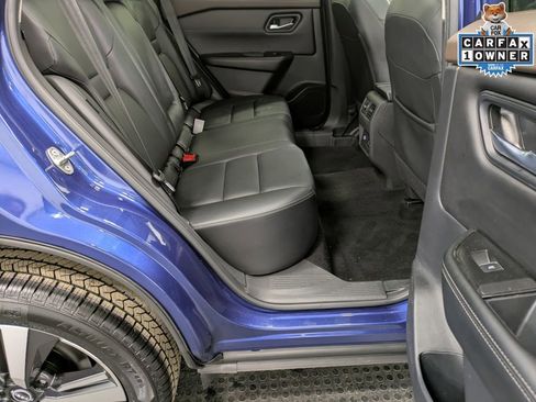 Used 2023 Nissan Rogue SL w/ SL Premium Package image 27