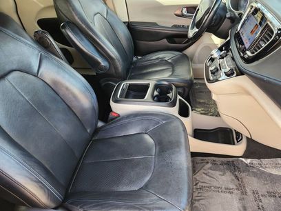 Used 2021 Chrysler Pacifica Touring-L