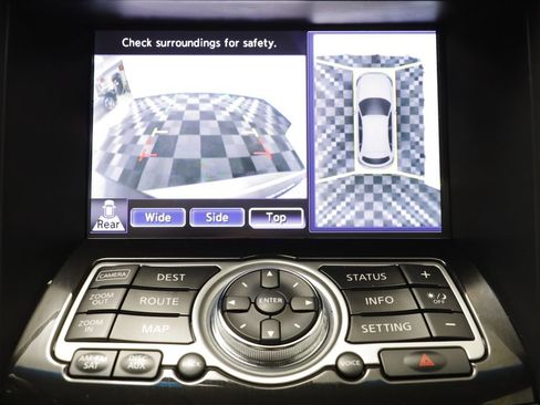 Used 2012 INFINITI FX50 AWD w/ Sport Pkg image 11