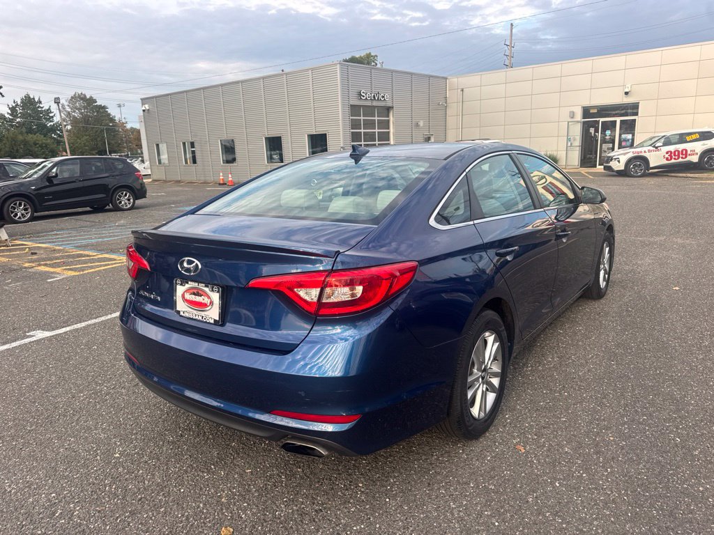 Used 2017 Hyundai Sonata SE FWD image 5