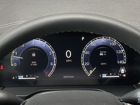 Used 2023 Jeep Grand Cherokee Limited image 20