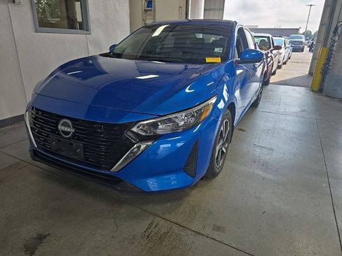Used 2024 Nissan Sentra SV w/ All-Weather Package FWD image 2