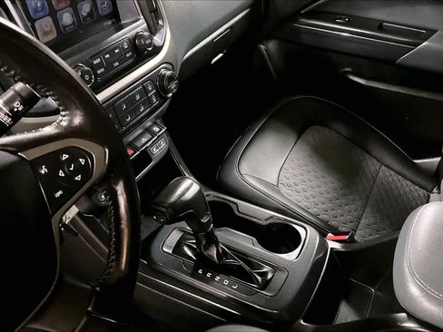 Used 2018 Chevrolet Colorado Z71 image 14