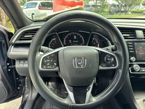 Used 2019 Honda Civic Sport image 14