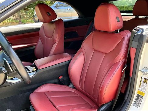 Used 2024 BMW 430i Convertible w/ M Sport Package image 17