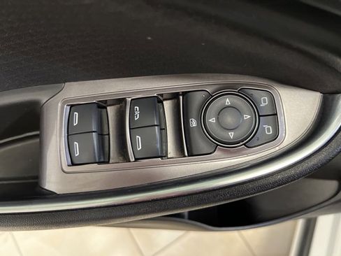 Used 2022 Chevrolet Malibu LT image 19