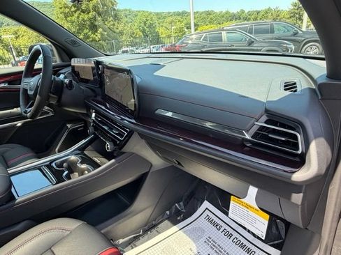 New 2026 Chevrolet Traverse RS AWD/4WD image 43