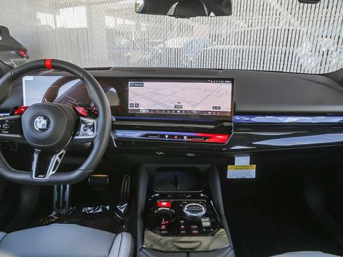 New 2026 BMW M5 w/ Executive Package image 9