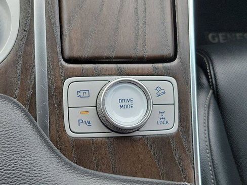 Used 2024 Genesis GV80 2.5T image 33