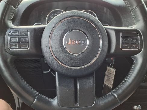 Used 2017 Jeep Wrangler Unlimited Sport w/ Quick Order Package 24S AWD/4WD image 11