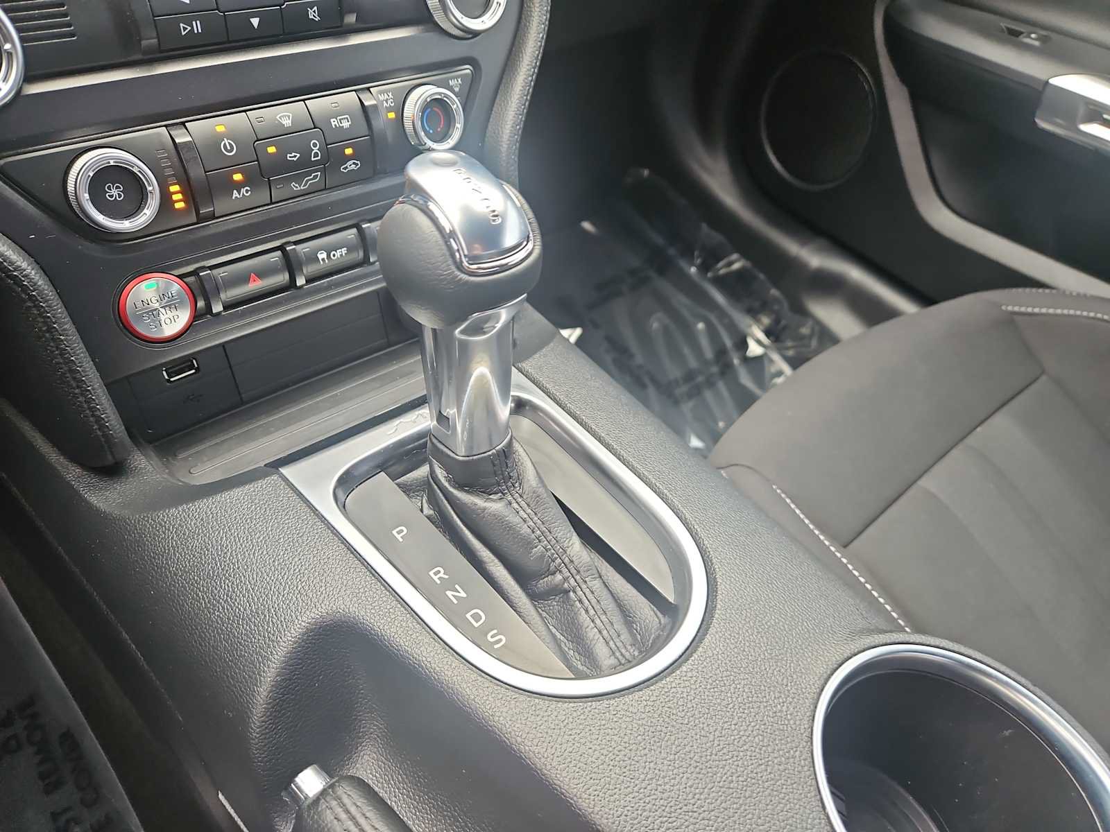 Used 2023 Ford Mustang Coupe RWD image 20