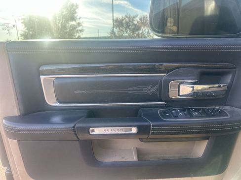 Used 2018 RAM 2500 Limited image 13